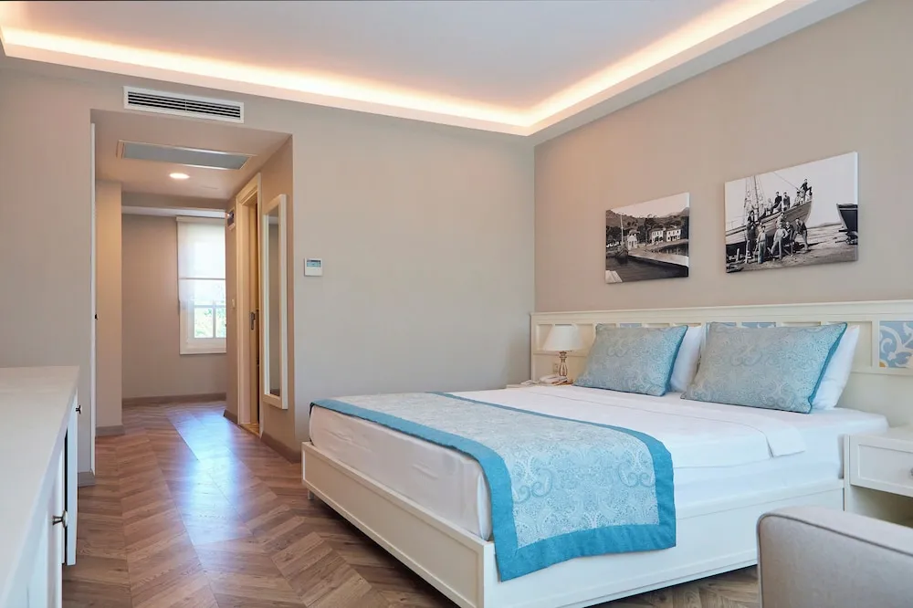 Superior Deluxe Room