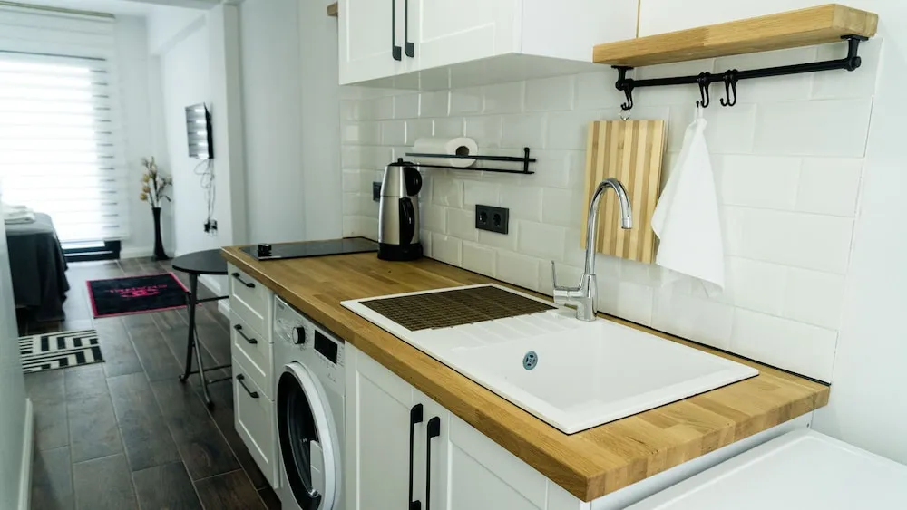 Deluxe Tek Büyük Yataklı Oda, Balkon, Şehir Manzaralı