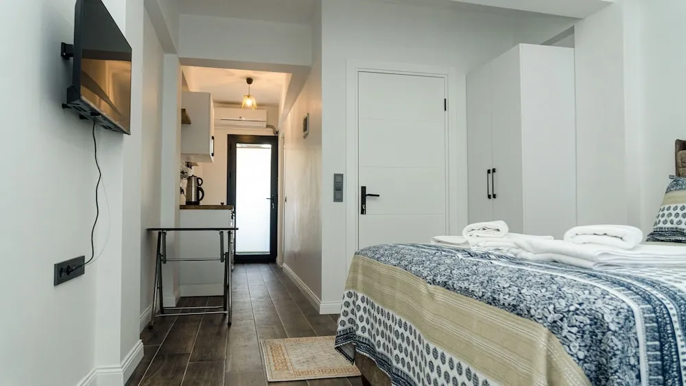 Deluxe Tek Büyük Yataklı Oda, Balkon, Şehir Manzaralı