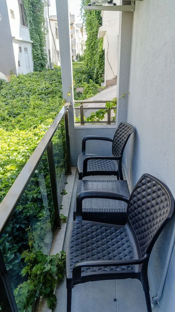 Deluxe Tek Büyük Yataklı Oda, Balkon, Şehir Manzaralı
