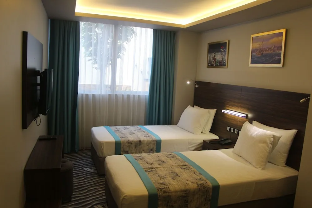 Deluxe İki Ayrı Yataklı Oda
