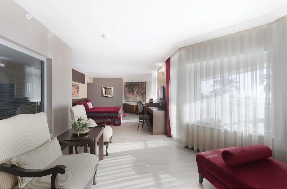 Suite with Jacuzzi