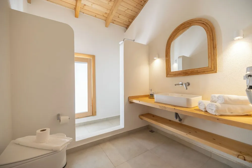Luxury Tek Büyük Yataklı Oda