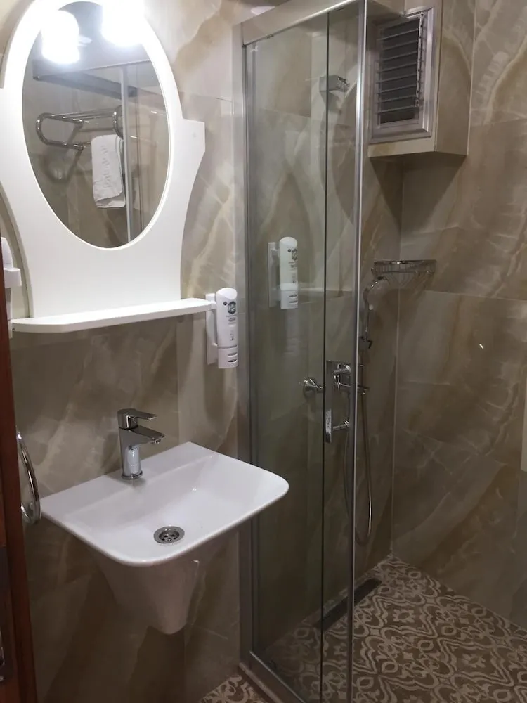 Standard Üç Kişilik Oda