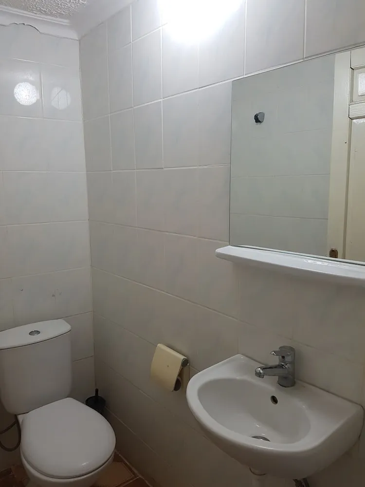 Standard Üç Kişilik Oda, Sigara İçilmez