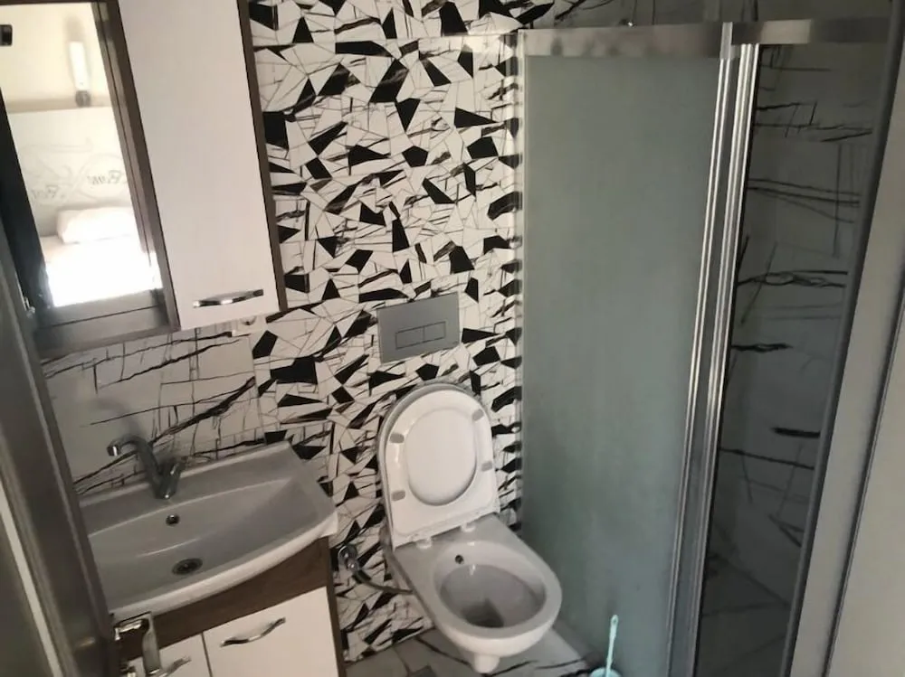 City Üç Kişilik Oda