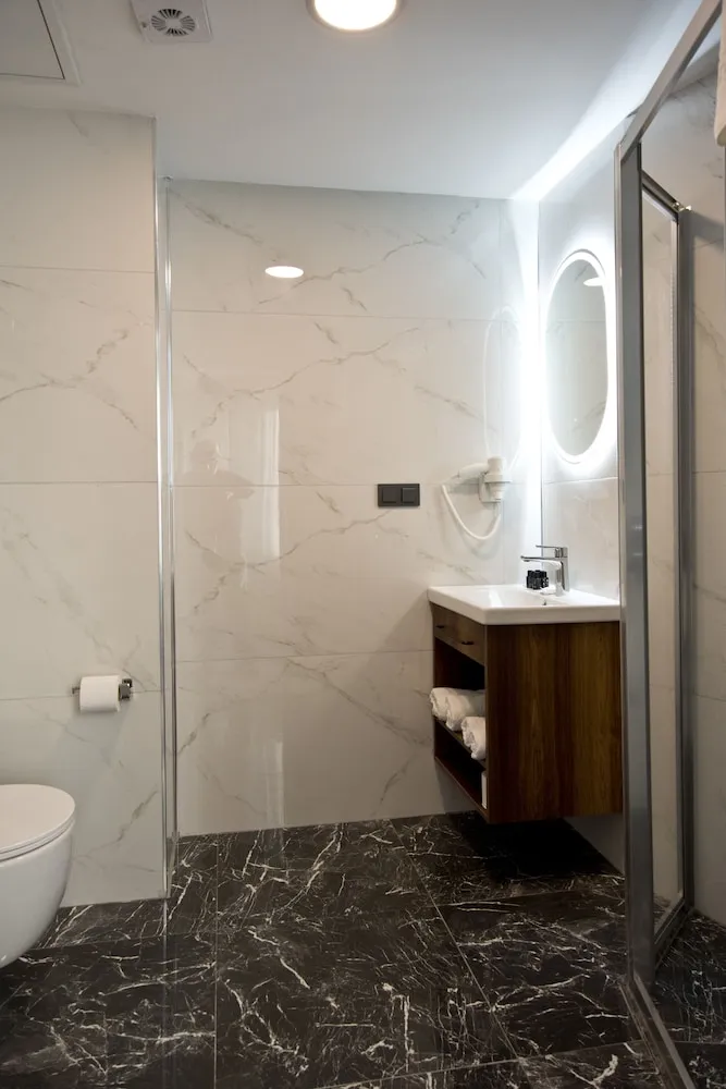 Deluxe Büyük Yataklı Tek Kişilik Oda, Şehir Manzaralı