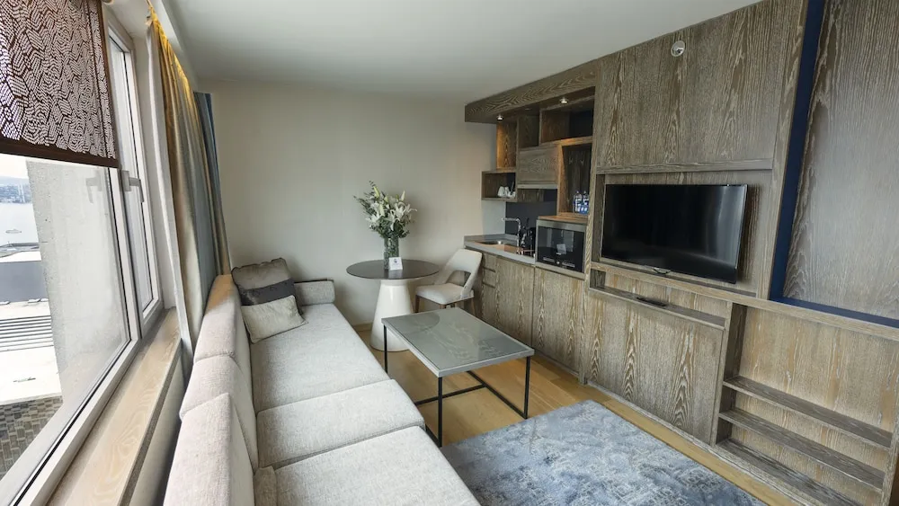 Family Suite, Lounge Access
