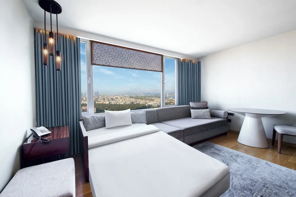 Family Suite, Lounge Access