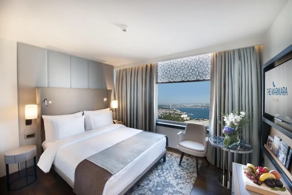 Club Corner Bosphorus View, Lounge Access
