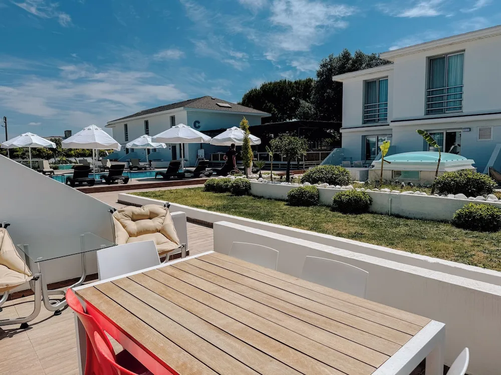Vela Premium Dublex Pool View