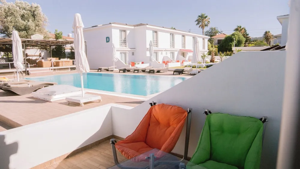 Vela Superior Dublex Pool View