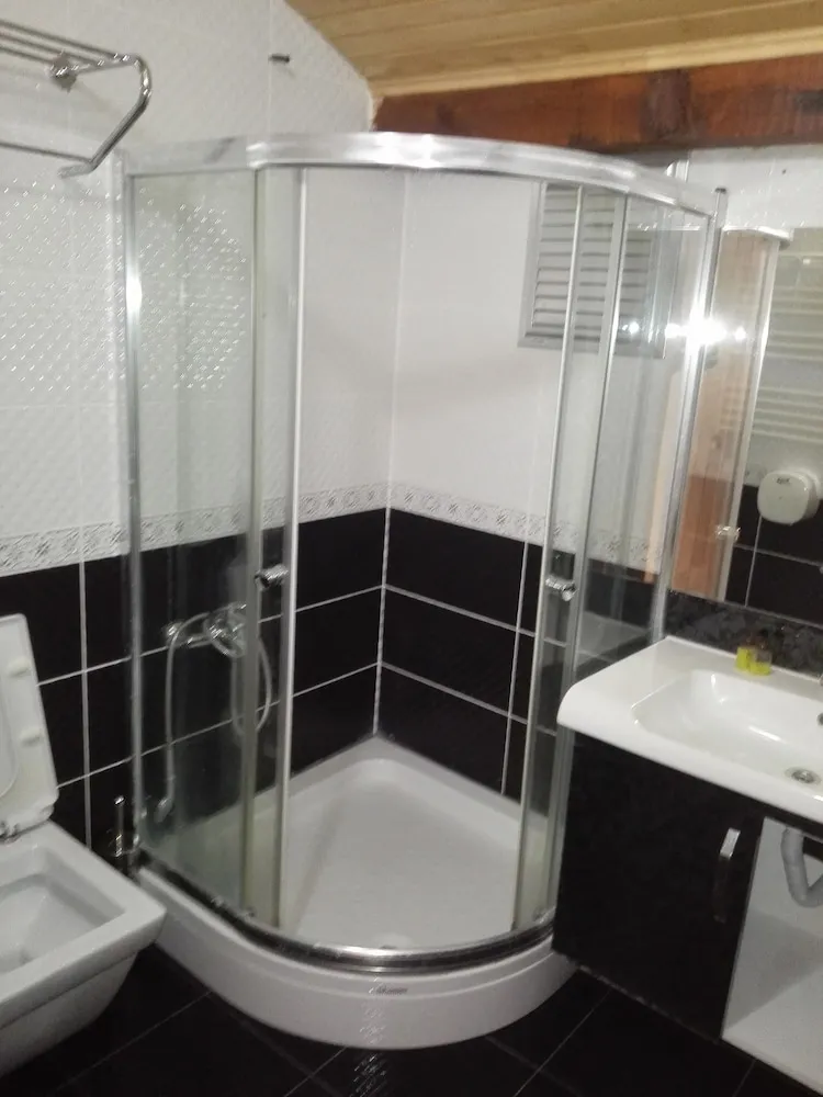 Apart Daire, 2 Yatak Odası, Mutfak