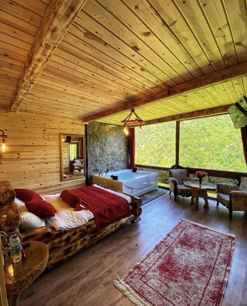 Design Stüdyo Süit, Dağ Manzaralı