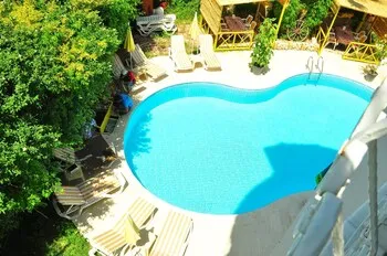 Almila Side Suit Otel