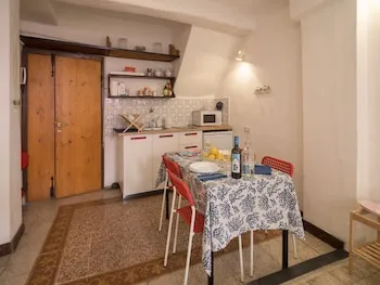 Rundanina Village Life Studio