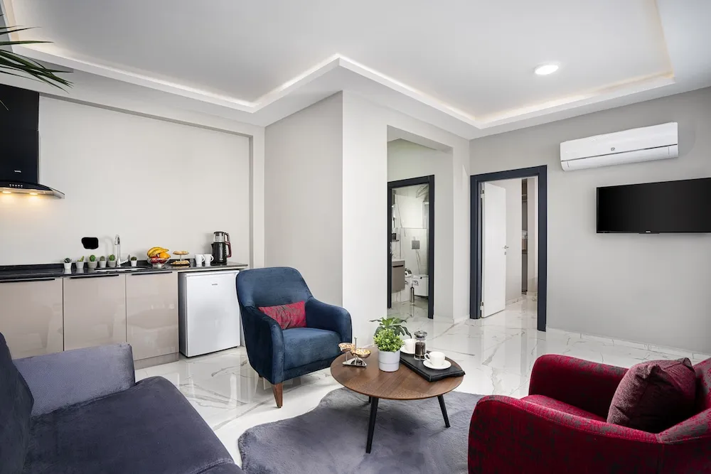 Suite Room with Garden