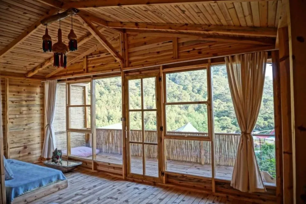 Deluxe Bungalov