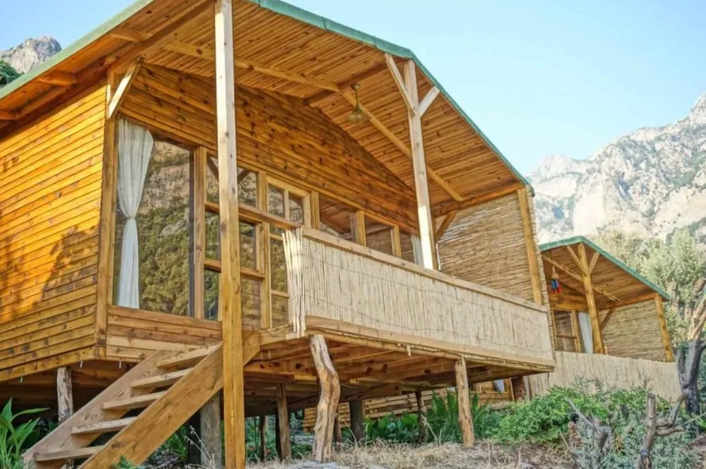 Deluxe Bungalov