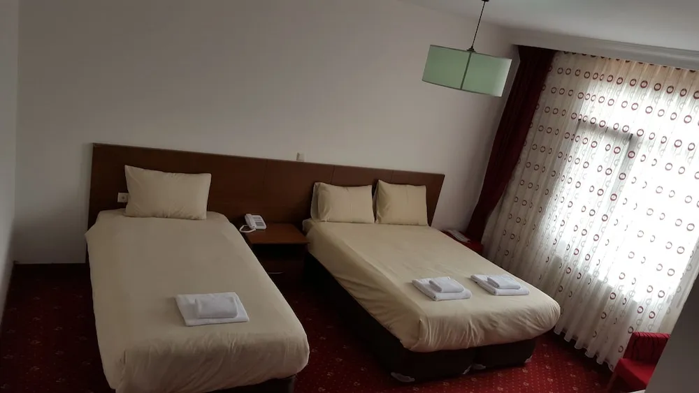 Standard Üç Kişilik Oda
