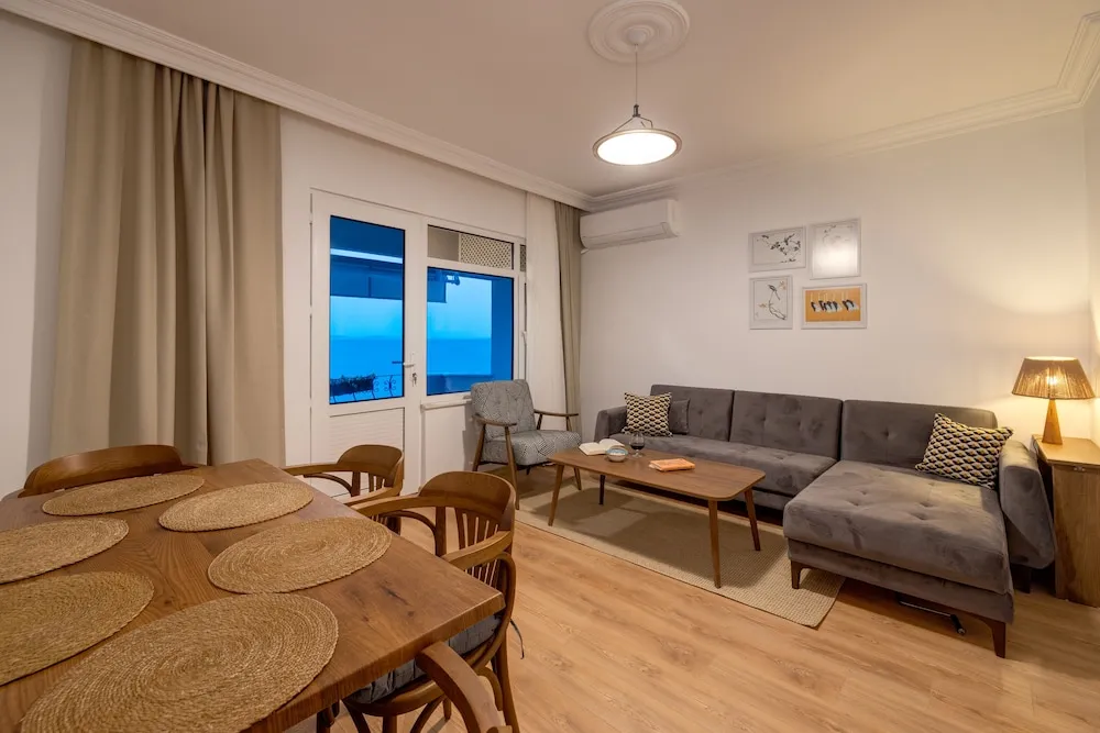 Panoramik Daire, Deniz Manzaralı
