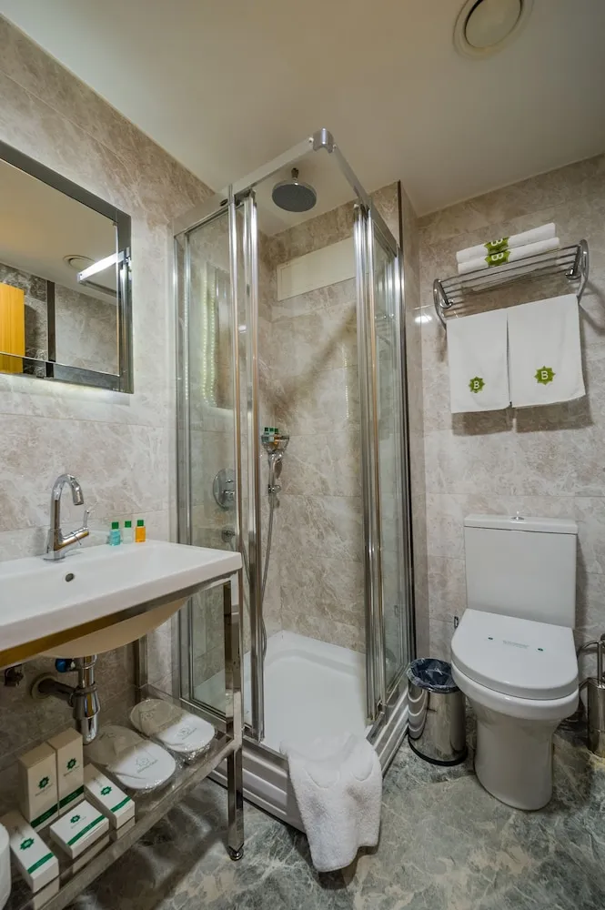 Standard Oda, 1 Çift Kişilik veya 2 Tek Kişilik Yatak