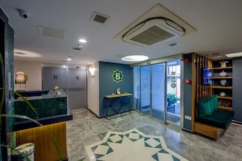 Bizim Otel