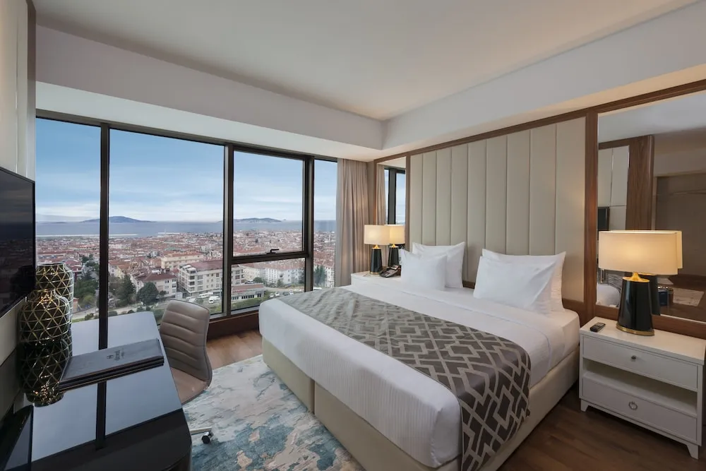 Deluxe Oda, Deniz Manzaralı, Büyük Yataklı