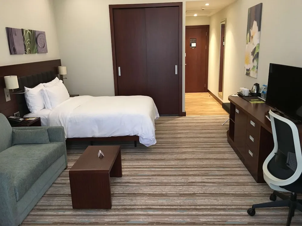 Oda, 1 Büyük (Queen) Boy Yatak, Engellilere Uygun