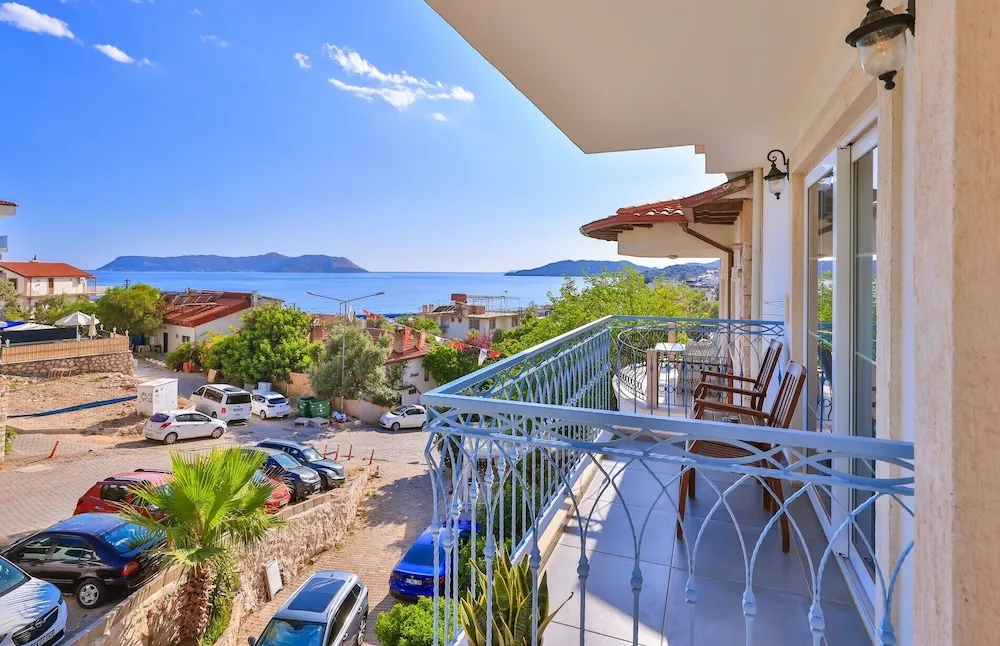 Deluxe Tek Büyük Yataklı Oda, Deniz Manzaralı