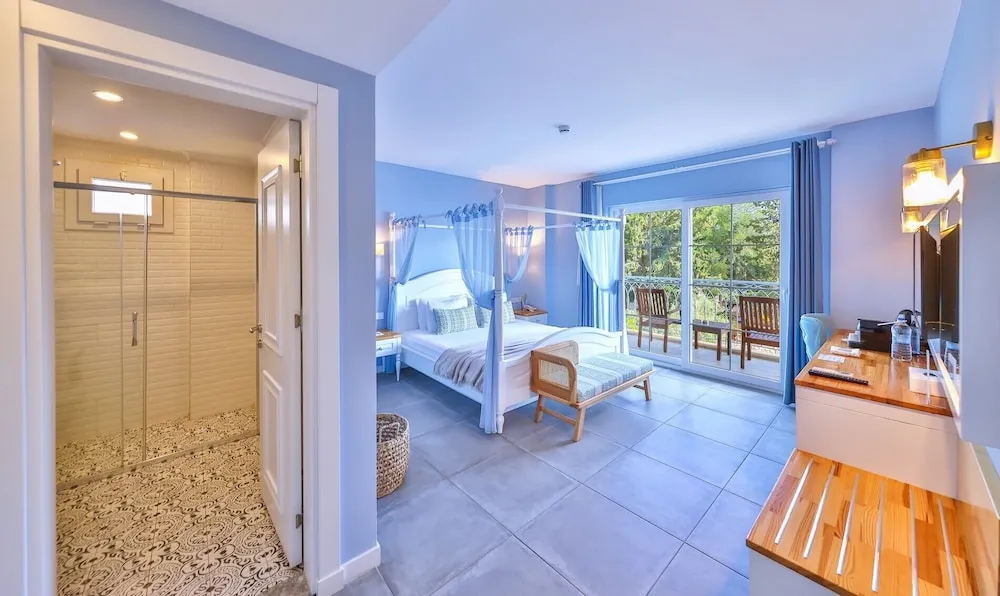 Deluxe Tek Büyük Yataklı Oda, Deniz Manzaralı