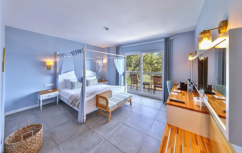 Deluxe Tek Büyük Yataklı Oda, Deniz Manzaralı