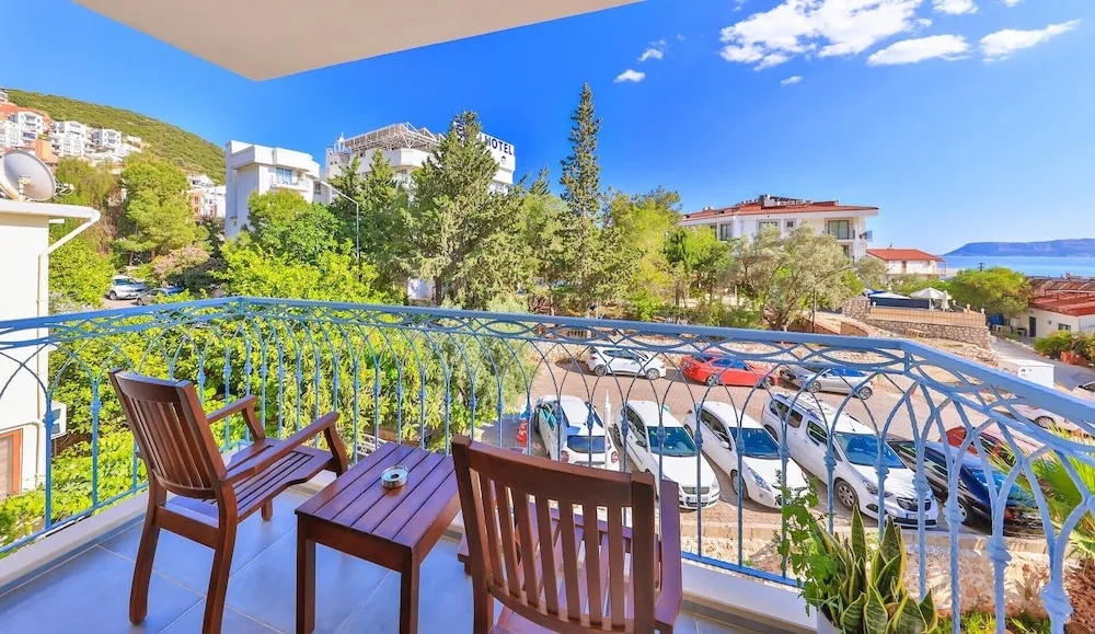 Deluxe Tek Büyük Yataklı Oda, Deniz Manzaralı