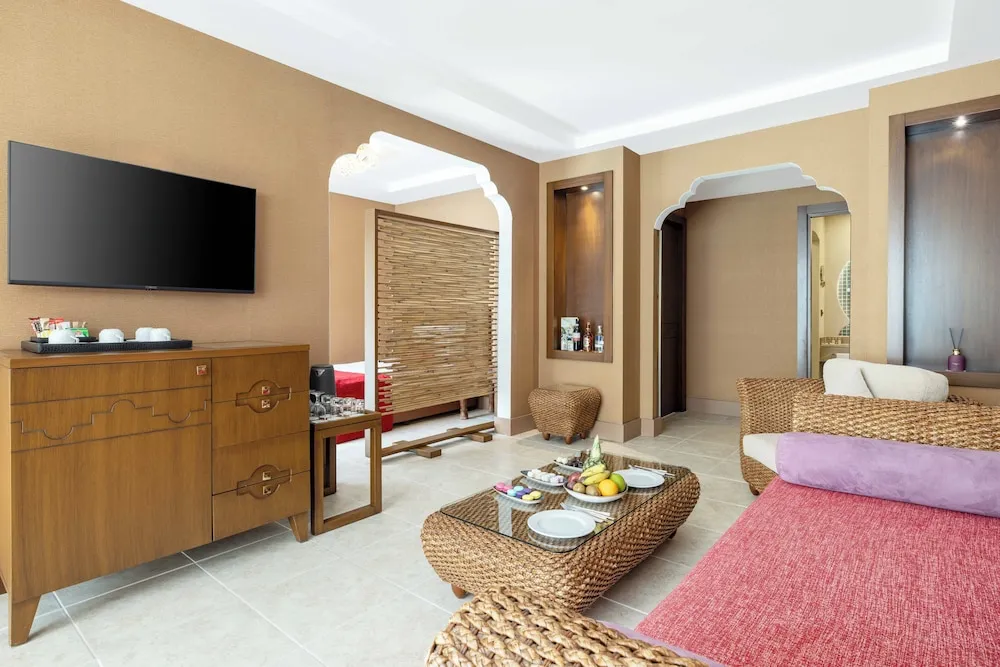 Ginger Villa
