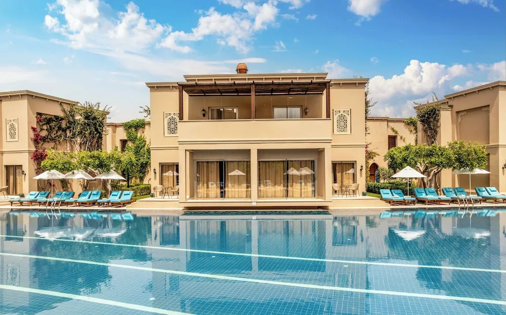 Ginger Villa