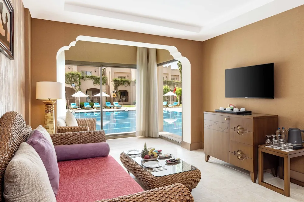 Ginger Villa