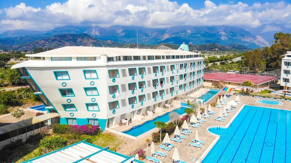 Daima Biz Hotel - Dolusu Su Parkı Erişimi