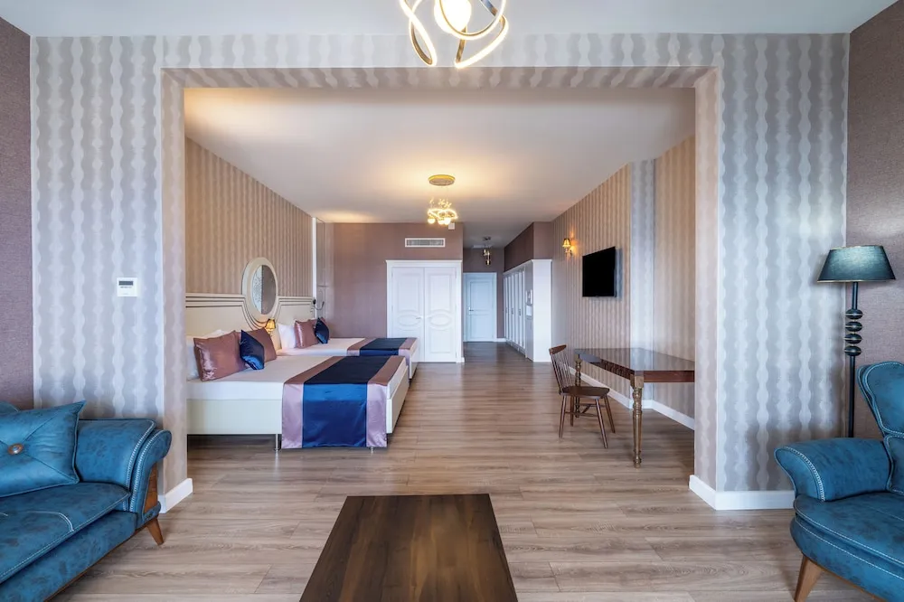 Diamond Room