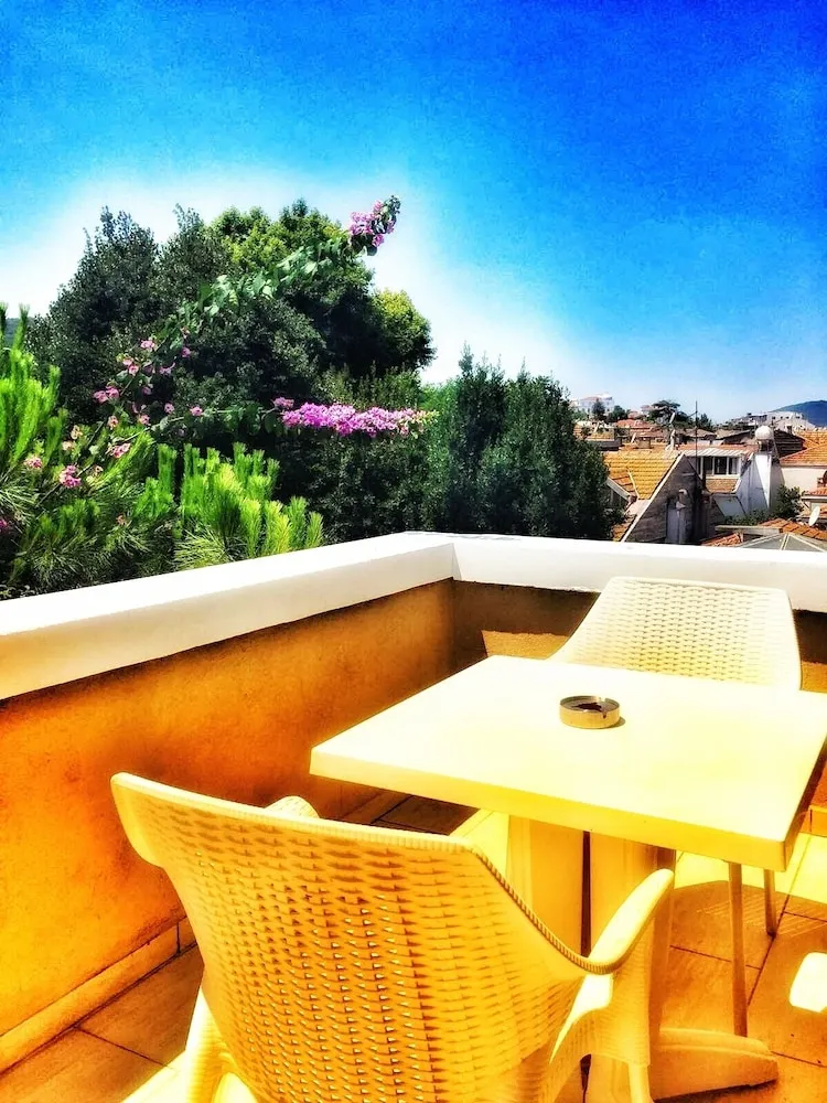 Deluxe Oda, Balkon