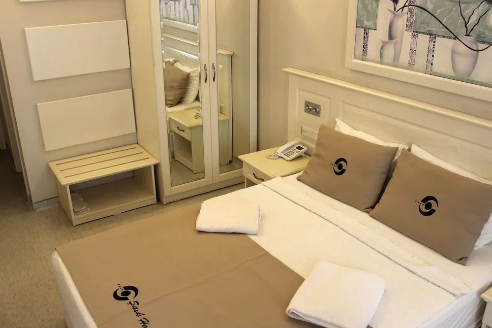 Triple Room Partial sea view