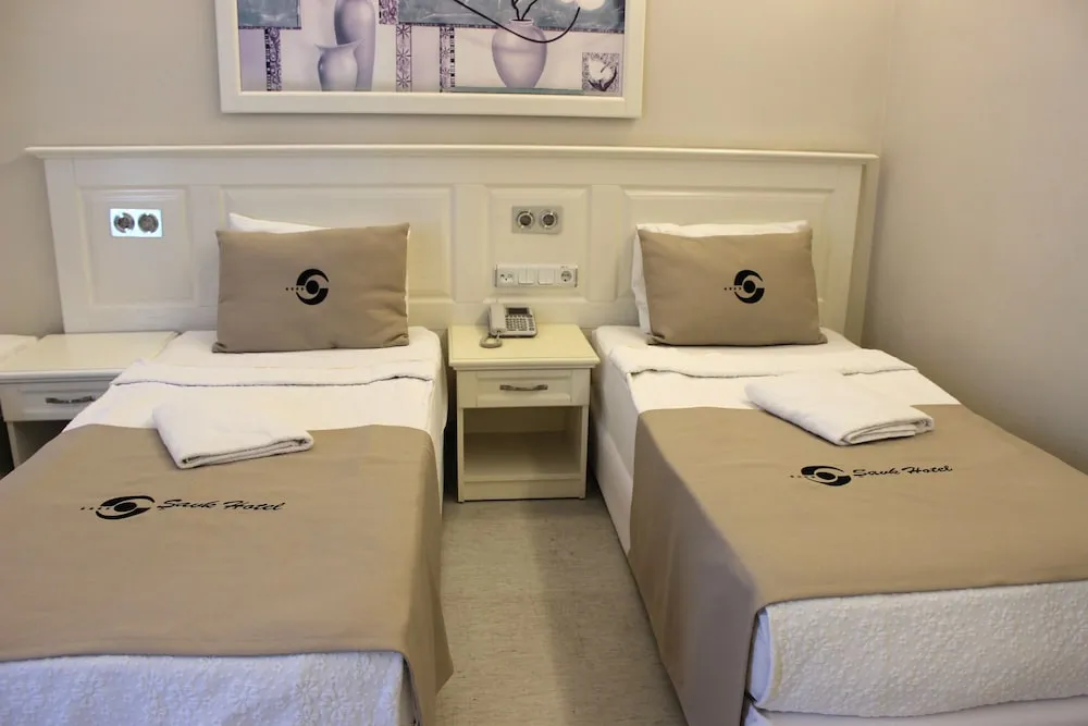 Triple Room Partial sea view