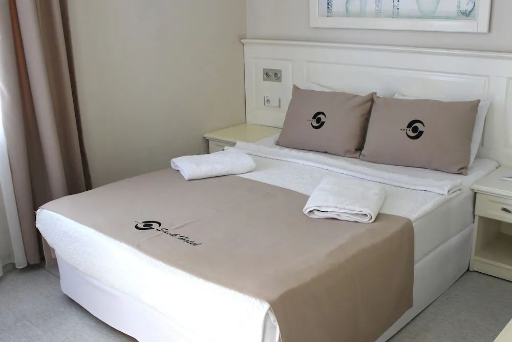 Triple Room Partial sea view