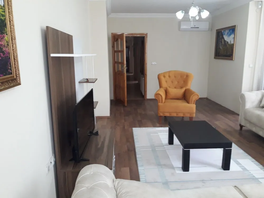 Exclusive Apart Daire, Sigara İçilebilir