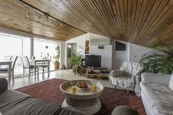 Hideaway Hotel