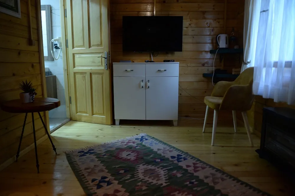 Standard Bungalov, 1 Büyük (Queen) Boy Yatak, Bahçe Manzaralı