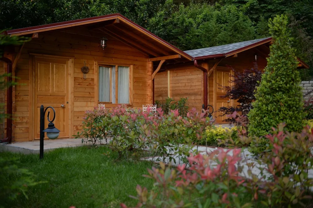 Standard Bungalov, 1 Büyük (Queen) Boy Yatak, Bahçe Manzaralı