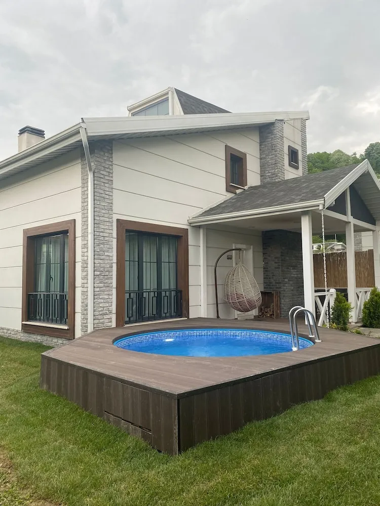 Family Dubleks, 3 Yatak Odası, Kişiye Özel Havuzlu, Havuz Manzaralı (Private Pool)