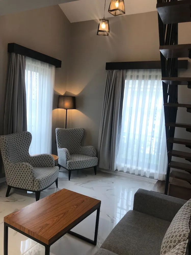 Deluxe Villa