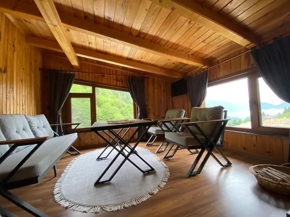 Design Tek Büyük Yataklı Oda, 1 Büyük (Queen) Boy Yatak, Sigara İçilmez