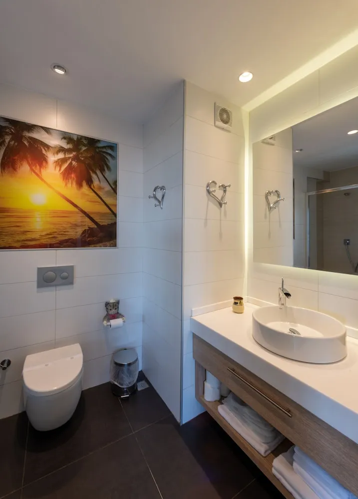 Luxury Tek Büyük Yataklı Oda, Deniz Manzaralı